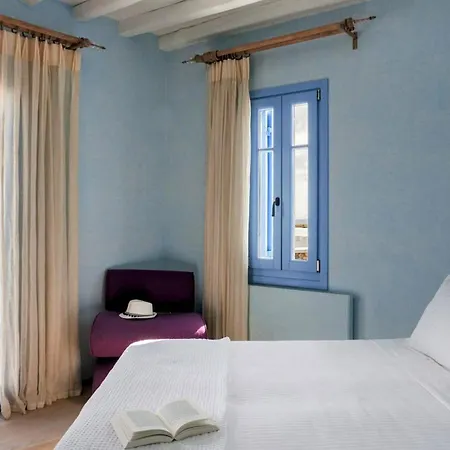 Queen Meelada Platys Gialos (Mykonos)