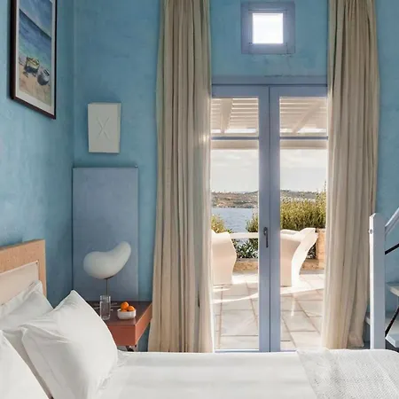 Queen Meelada Platys Gialos (Mykonos)